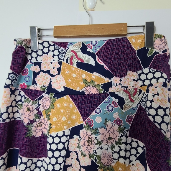 Ashley Blue Floral A-Line Midi Skirt | Wrinkle Free Elastic Waist Officewear |L - Picture 3 of 8